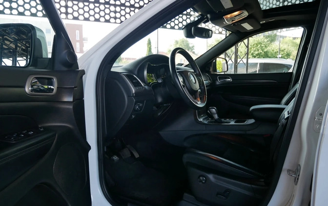 Jeep Grand Cherokee cena 112900 przebieg: 92000, rok produkcji 2018 z Drawno małe 436